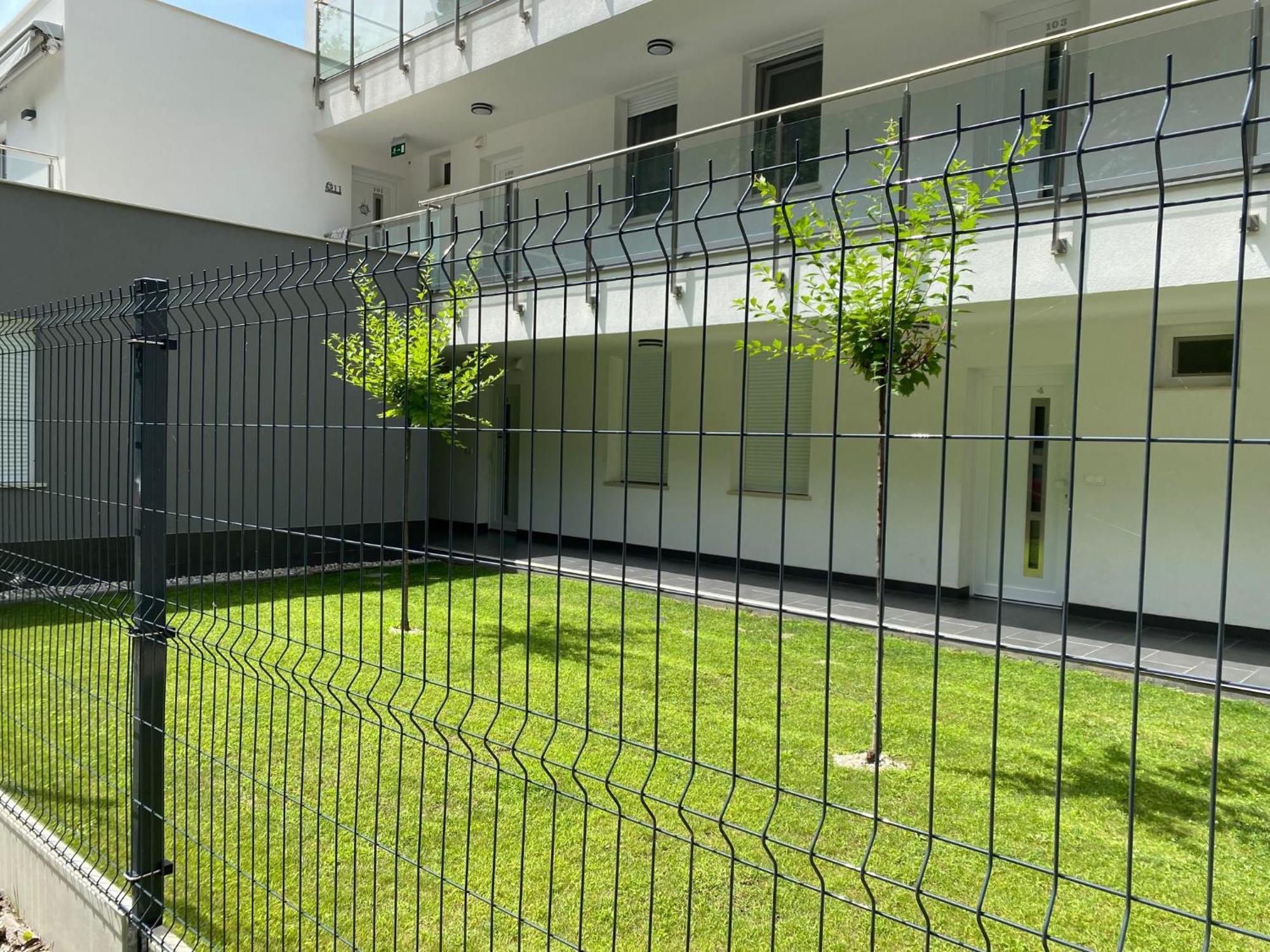 Forest Foeldvar Apartmanok By Bltn Balatonfoldvar Luaran gambar